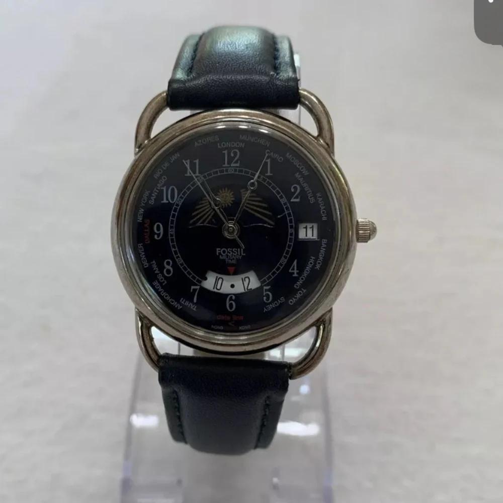 1987 RARE FOSSIL MILITARY WATCH